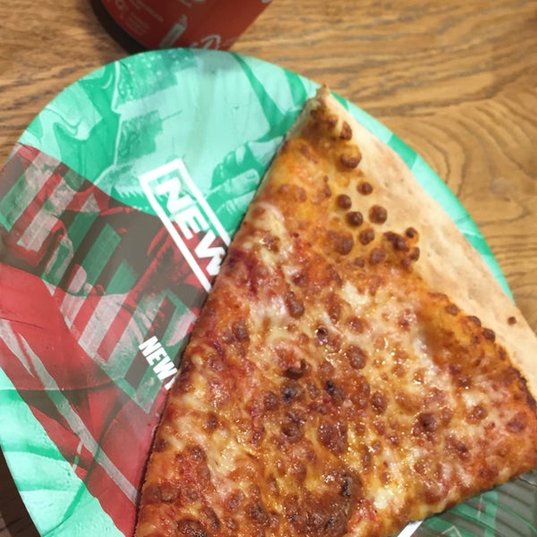 Photo taken at New York Pizza by Vitoria R. on 6/28/2019