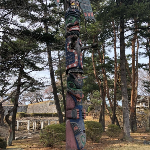 ビクトリア盛岡友好トーテムポール 盛岡市 岩手県