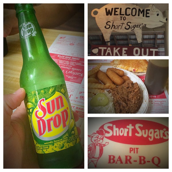 6/27/2015 tarihinde Jami R.ziyaretçi tarafından Short Sugar&#39;s Pit Bar-B-Q'de çekilen fotoğraf