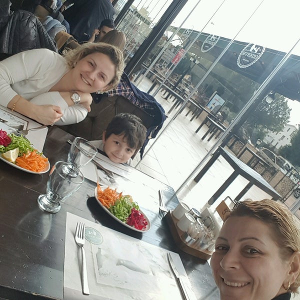 Photo taken at Özdoyum Restaurant by Perihan E. on 2/6/2017