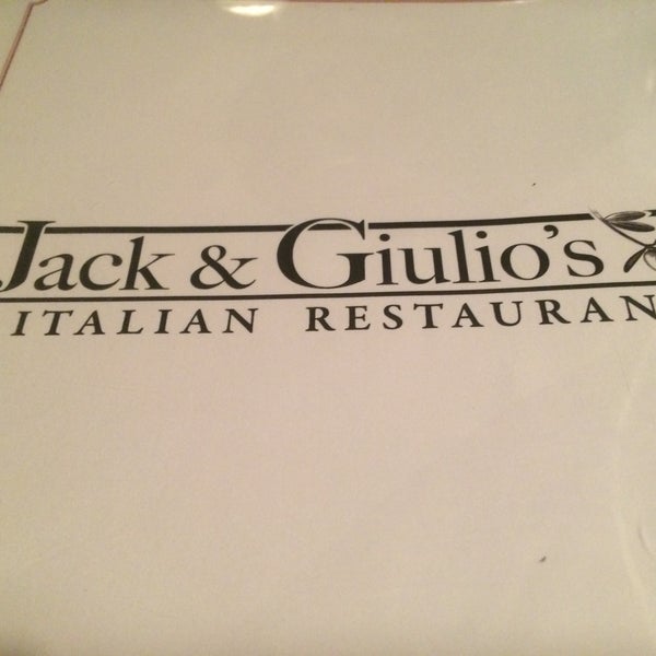 9/13/2015 tarihinde Danny O.ziyaretçi tarafından Jack &amp; Giulio&#39;s Italian Restaurant'de çekilen fotoğraf