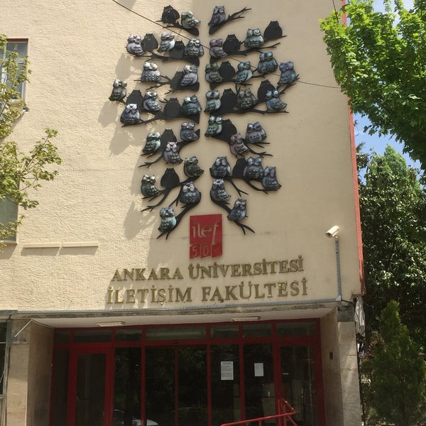 Das Foto wurde bei Ankara Üniversitesi İletişim Fakültesi - İLEF von Selma S. am 4/30/2017 aufgenommen