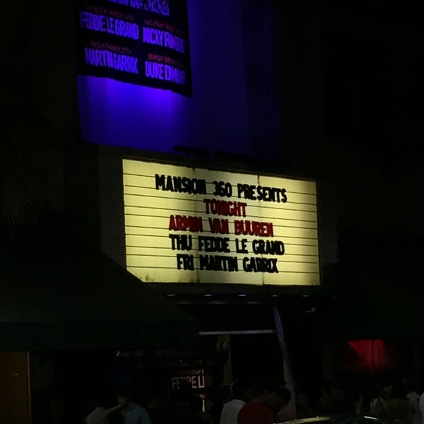 Foto scattata a Mansion Nightclub da Jon W. il 3/26/2015
