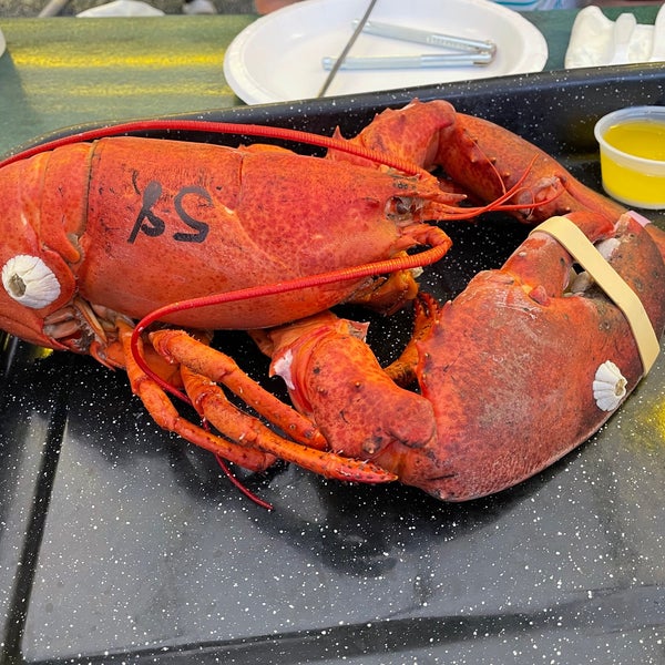 Photo taken at Trenton Bridge Lobster Pound by Samuel G. on 7/2/2021