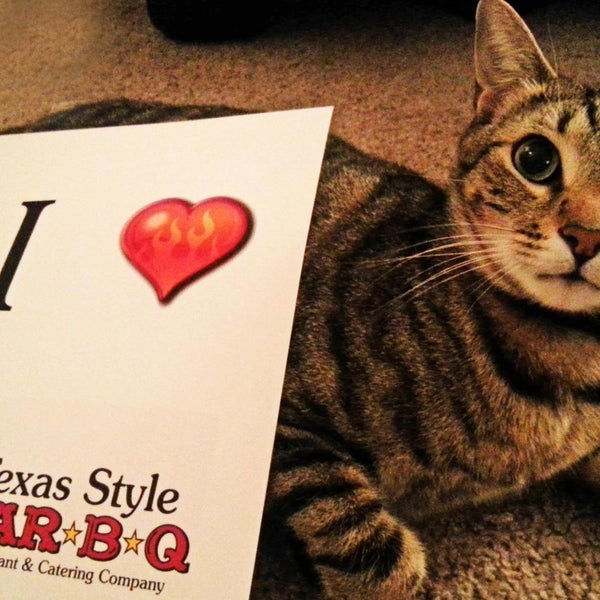 9/15/2014 tarihinde Cecil&#39;s Texas Style BBQziyaretçi tarafından Cecil&#39;s Texas Style BBQ'de çekilen fotoğraf