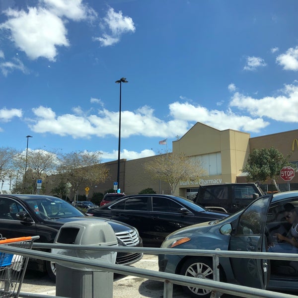 Walmart Supercenter, Sanford - FL