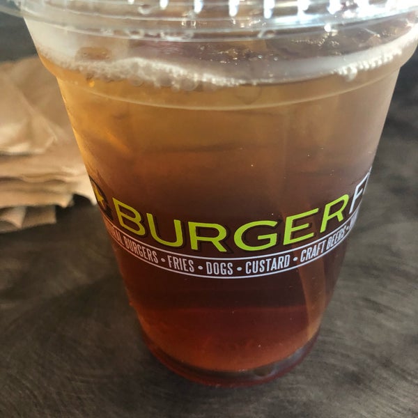 Снимок сделан в BurgerFi пользователем Johnnie W. 1/6/2019