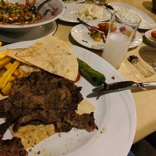 รูปภาพถ่ายที่ Körfez Aşiyan Restaurant โดย . เมื่อ 1/9/2020