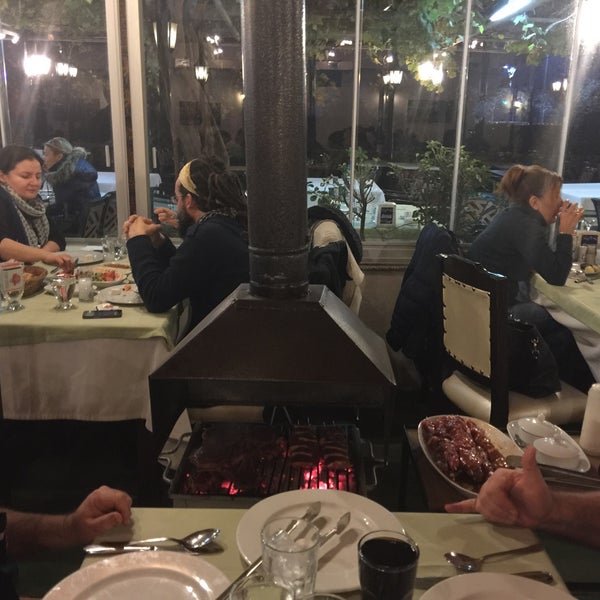 Kumluk Restaurant Kartal'da Barbekü Restoranı