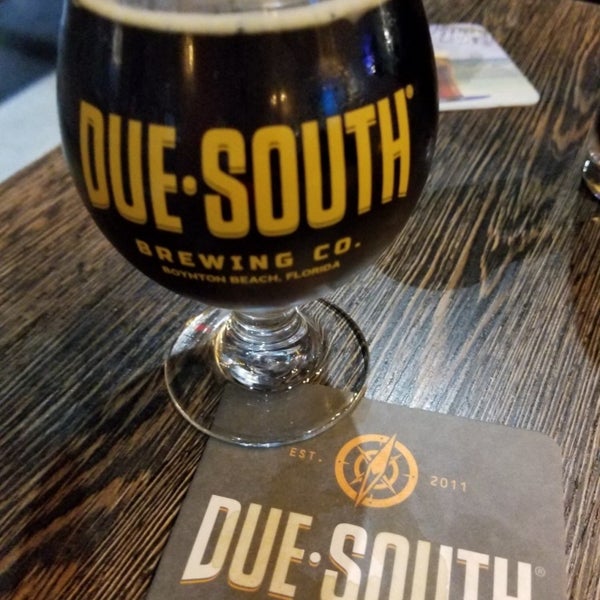 Foto scattata a Due South Brewing Co. da Joseph G. il 3/17/2019