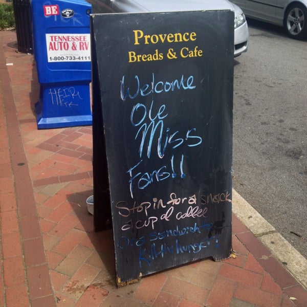 8/29/2013에 Mary Margaret M.님이 Provence Breads &amp; Cafe에서 찍은 사진