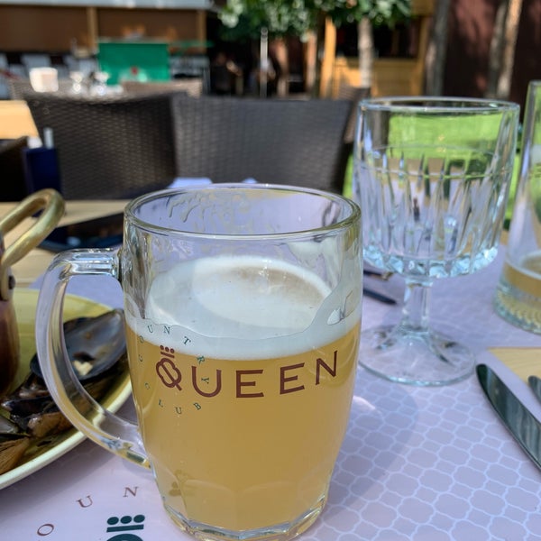 Photo taken at Queen Country Club by Роман П. on 8/4/2019