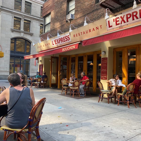 Photo taken at L&#39;Express by Stephanie A. on 6/23/2020