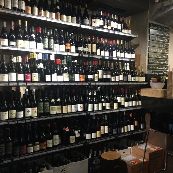 Drop Shop Wine Bar in Lipótváros