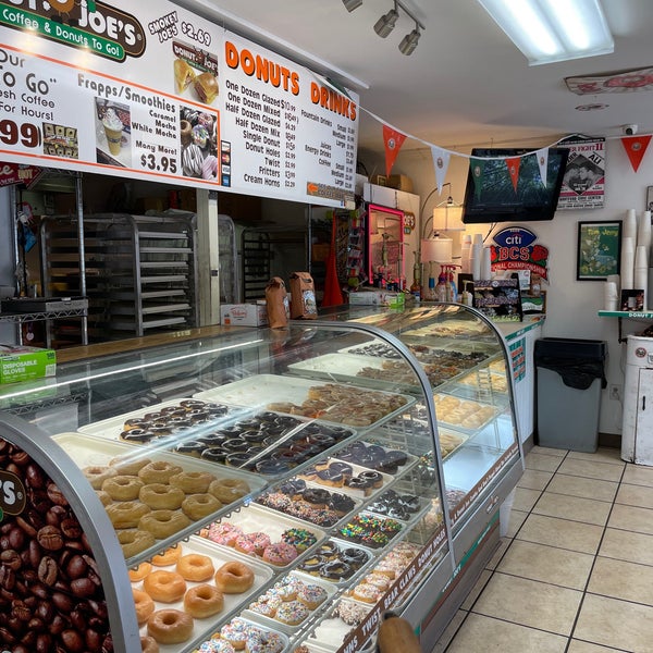 Donut Joe's 3199 Lee St