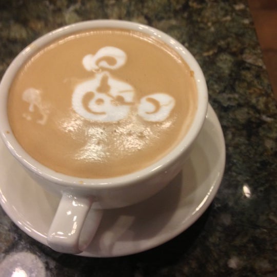 10/21/2012にMeg M.がMystic Coffee Roasterで撮った写真