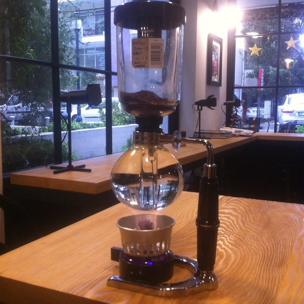 3/12/2015에 Merve S.님이 Awake Coffee &amp; Espresso에서 찍은 사진