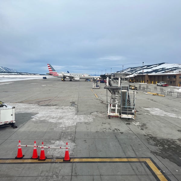 1/15/2022 tarihinde Matt M.ziyaretçi tarafından Jackson Hole Airport (JAC)'de çekilen fotoğraf
