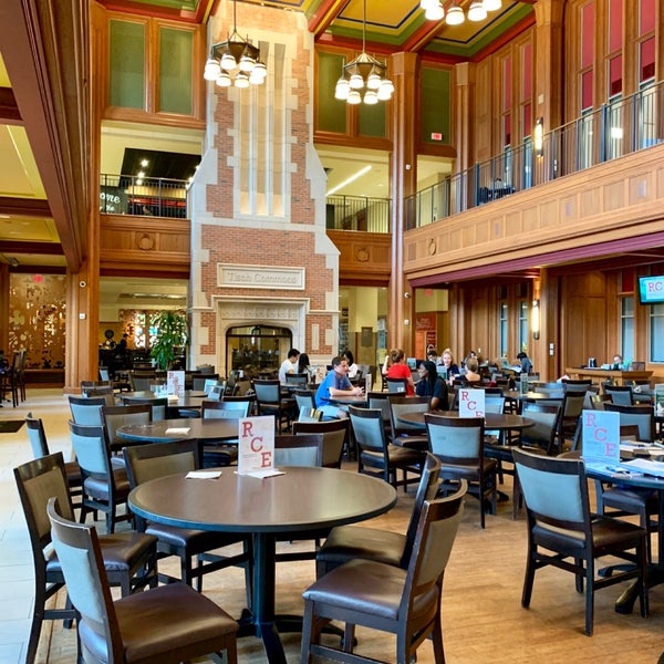 Danforth University Center Centro de estudiantes