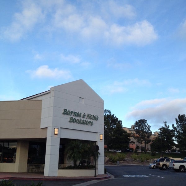 barnes and noble san diego