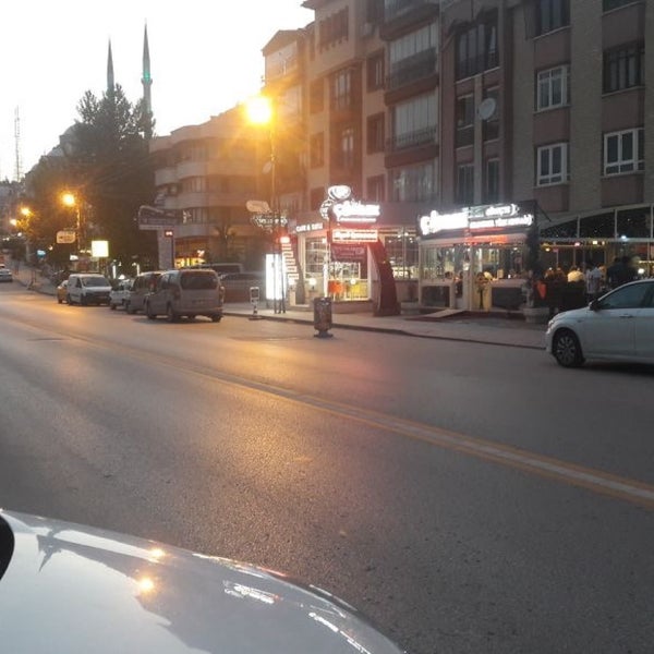 6/11/2017に✨emrah✨がHoş 5 Güveç Geleneksel Türk Mutfağıで撮った写真