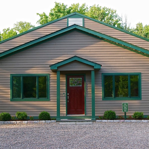 Gracelane Kennels 46 Grace Ln