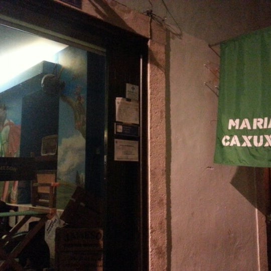 รูปภาพถ่ายที่ Maria Caxuxa Bar โดย Gonçalo L. เมื่อ 11/22/2012
