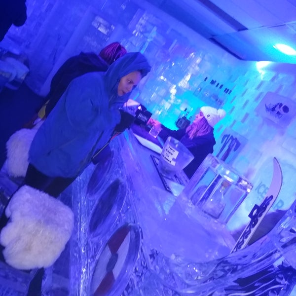 Over priced drinks. Didn't try the food. Tourist trap. Ice bar is just a smaller room inside. You put on jackets and gloves. Have a quick drink then bounce.