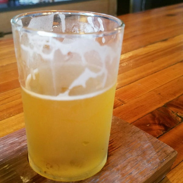 Photo taken at BuckleDown Brewing by Big F. on 6/11/2018