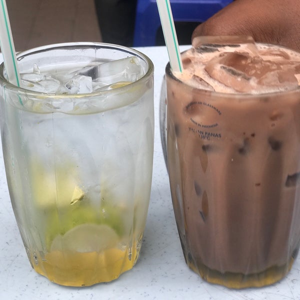 Kedai Mamak Near Masjid India - 2 tips
