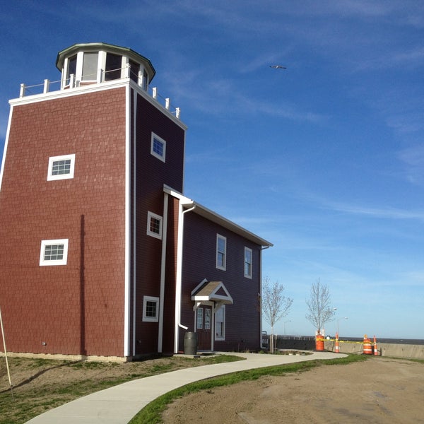 City of Luna Pier City