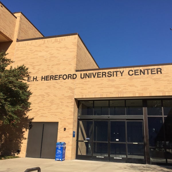 1/22/2016 tarihinde Danila O.ziyaretçi tarafından E.H. Hereford University Center'de çekilen fotoğraf
