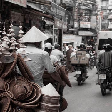 -Viaje en grupo 13 días Vietnam + Extensión Camboya - Un recorrido que se puede adaptar sin problemas a tus necesidades y a tus vuelos internacionales. Salidas día 16 de cada mes.