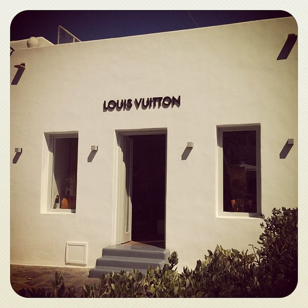 Louis Vuitton Boutique In Mykonos
