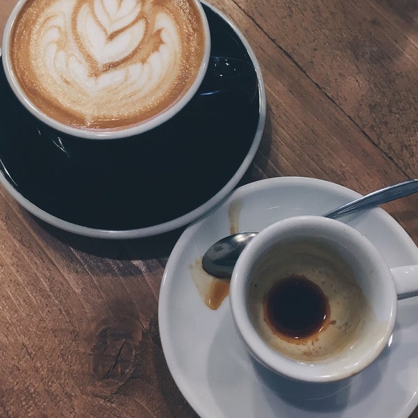 Tamp & Pull Espresso Bar Coffee Shop in Budapest IX. kerülete