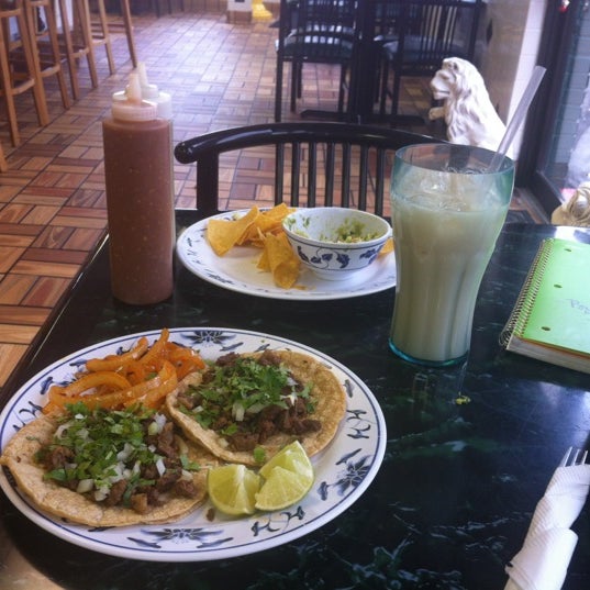 Photo taken at Taqueria Los Rayos by Bianca M. on 11/15/2012