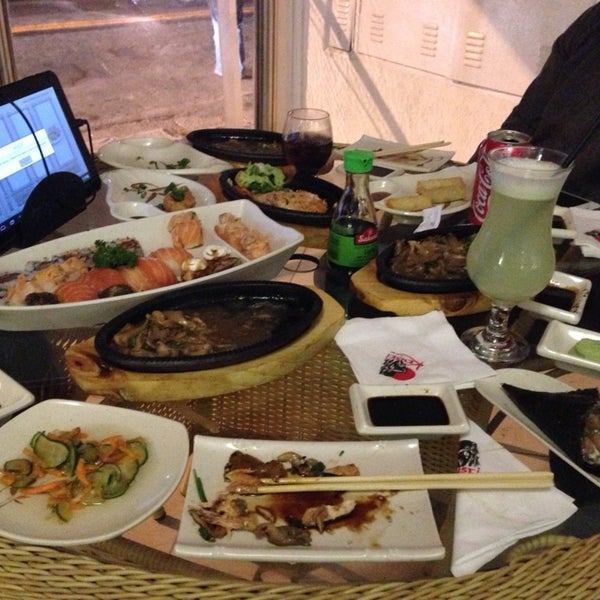 Foto scattata a Kensei Sushi Bar da Thelma d. il 5/11/2014