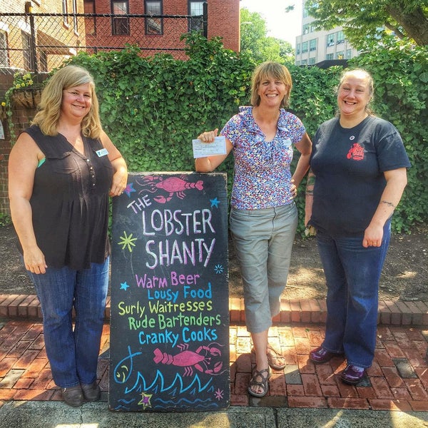 7/16/2015 tarihinde Creative S.ziyaretçi tarafından The Lobster Shanty'de çekilen fotoğraf