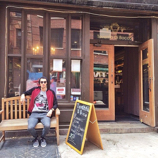 3/8/2014 tarihinde Freddy R.ziyaretçi tarafından Taverna di Bacco'de çekilen fotoğraf