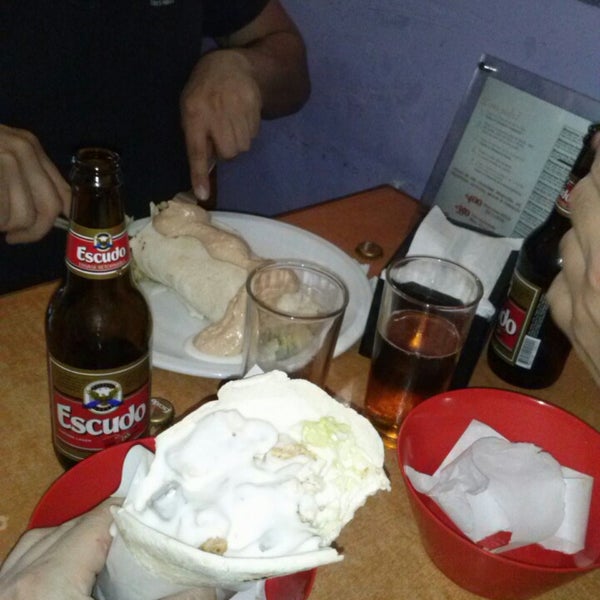 Снимок сделан в Döner Kabab пользователем Felipe V. 12/3/2013