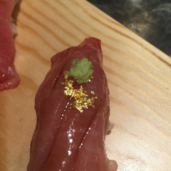 Снимок сделан в Yummy Grill &amp; Sushi пользователем Pop Lash &amp; Nails N. 11/12/2015