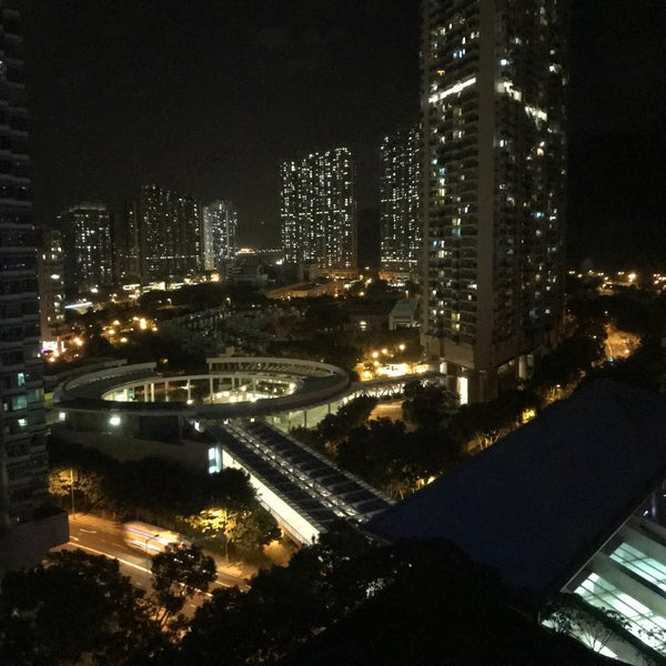 Foto tirada no(a) Novotel Citygate Hong Kong por Emma C. em 12/9/2019
