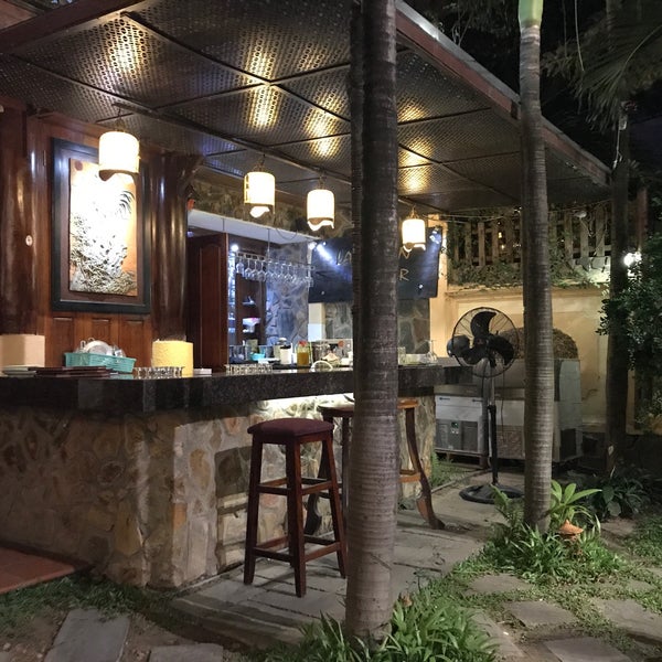 Foto scattata a Lam Vien Restaurant da Emma C. il 3/25/2018