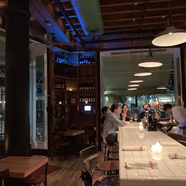 9/8/2019にAxel L.がTerra Wine Barで撮った写真