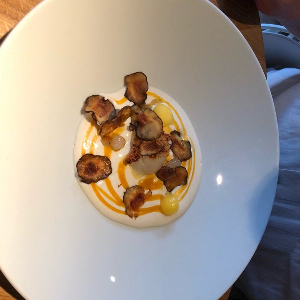 5/20/2018 tarihinde Bea G.ziyaretçi tarafından Restaurant Monte Rovinj'de çekilen fotoğraf