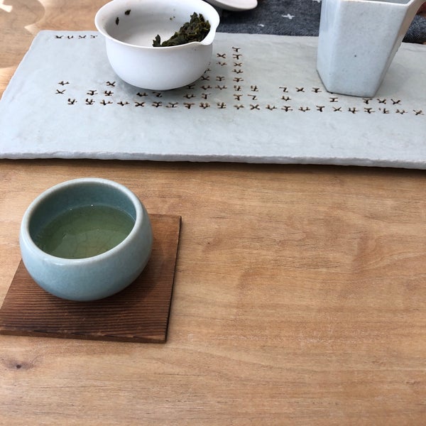 2/18/2018에 Rochelle S.님이 Song Tea &amp; Ceramics에서 찍은 사진