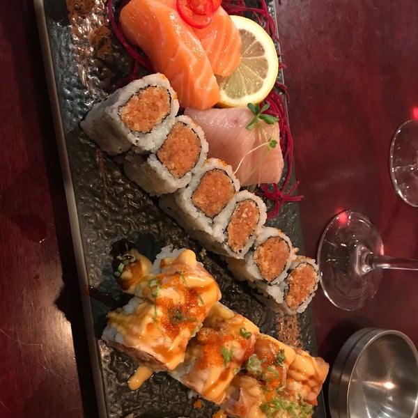 Hana Sushi Japanese Restaurant in Nazareth