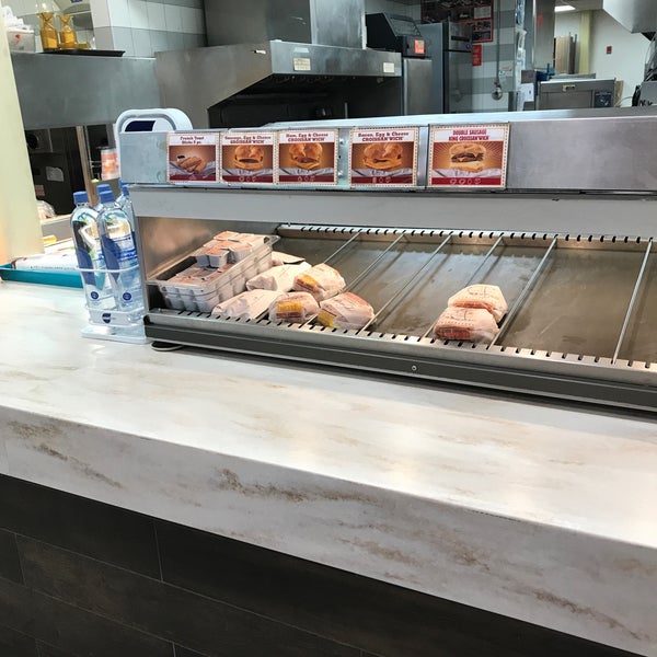 Burger King Fast Food Restaurant in S. Amboy