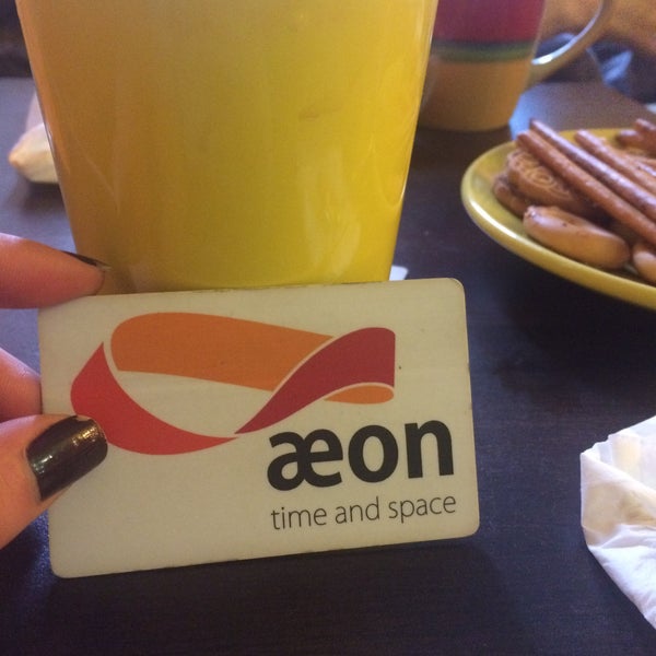 2/11/2015 tarihinde Karina M.ziyaretçi tarafından AEON Anti-Café'de çekilen fotoğraf