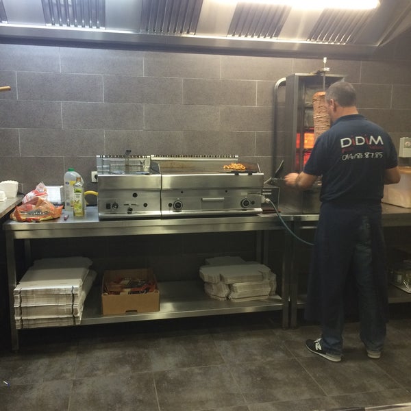 DiDiM Pizza Place in Veerle